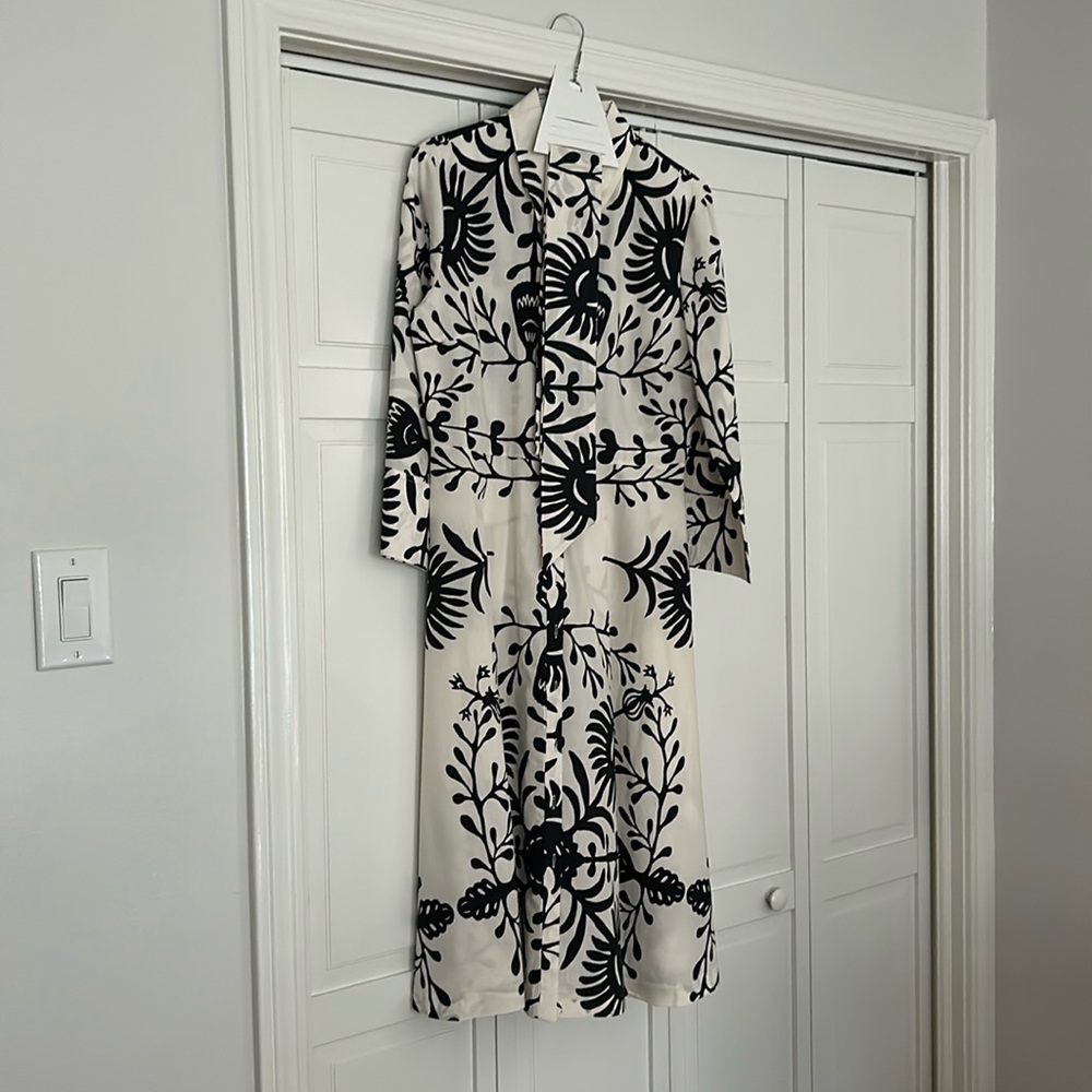 Zara Sz M Black and White Midi Dress